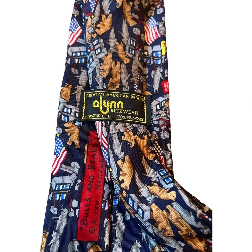 Alyn Neckwear Novelty Tie‎ Bulls and Bears NYSE American Flags